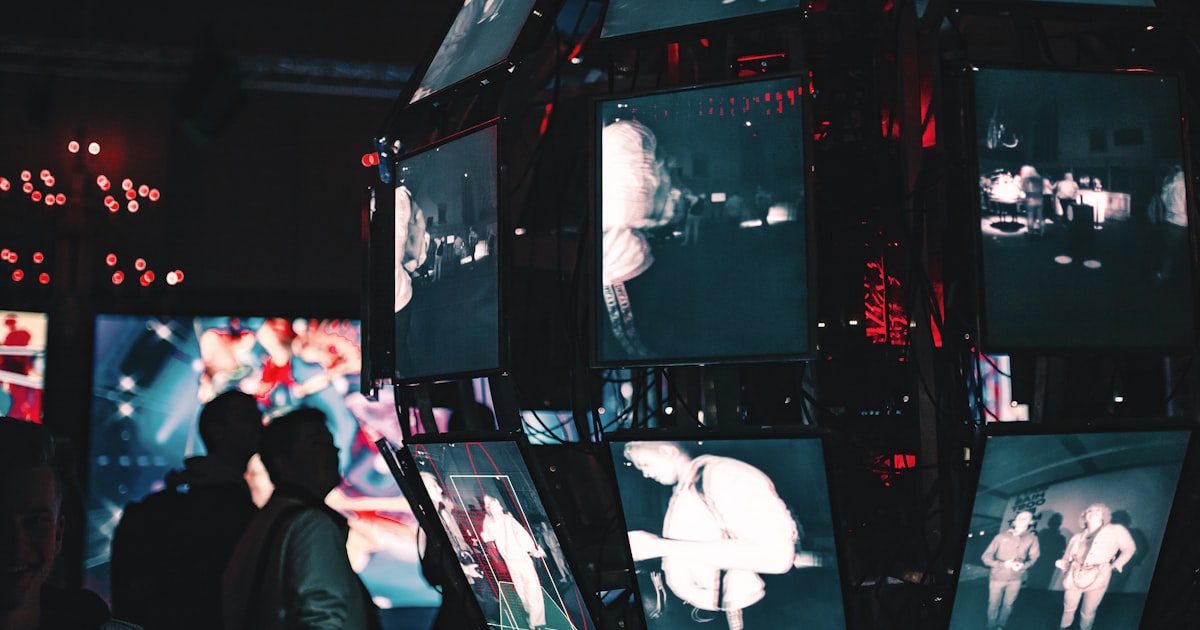 Unlocking Decoupled DiLoCo for Resilient Distributed AI Training